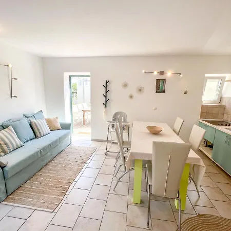 Eco Sunshine * 룸바르다